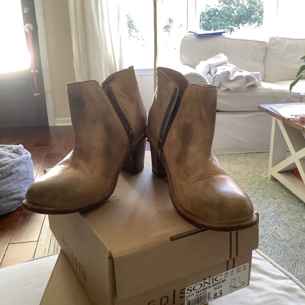 BED STU Sonic bootie Tan Rustic White size 8.5